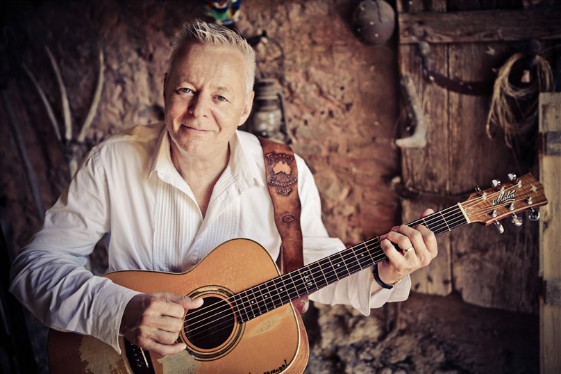 Tommy Emmanuel - The Intimate Sound Tour