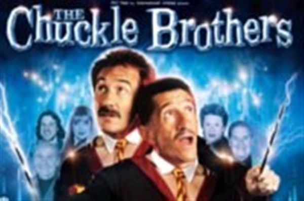 Chuckle Brothers - Barry Potty and his Full Blood Brother Paul in the Ghostly Shadows
