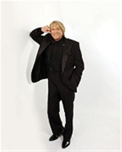 Joe Longthorne presented by Artistes International Management Ltd