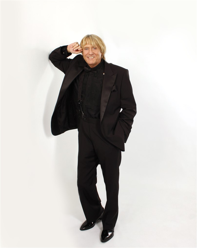 Joe Longthorne presented by Artistes International Management Ltd