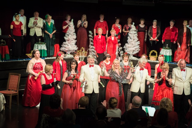 The Ravenswood Singers present Christmas Magic