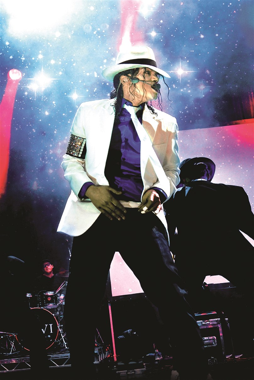 The King of Pop starring NAVI